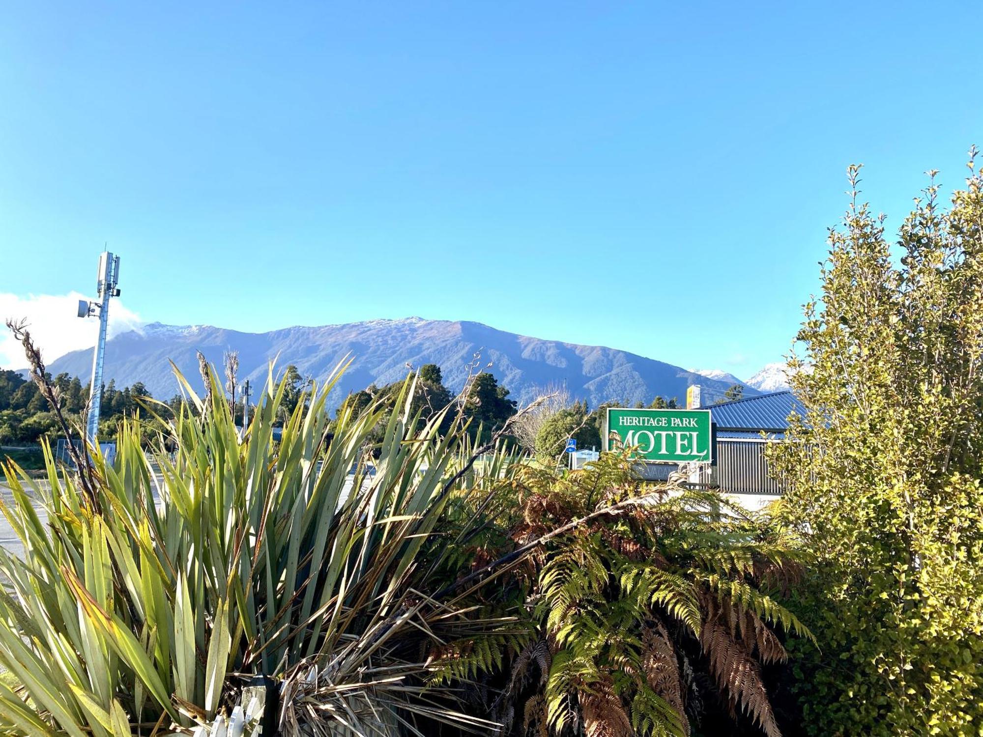 Heritage Park Lodge Haast Exterior foto