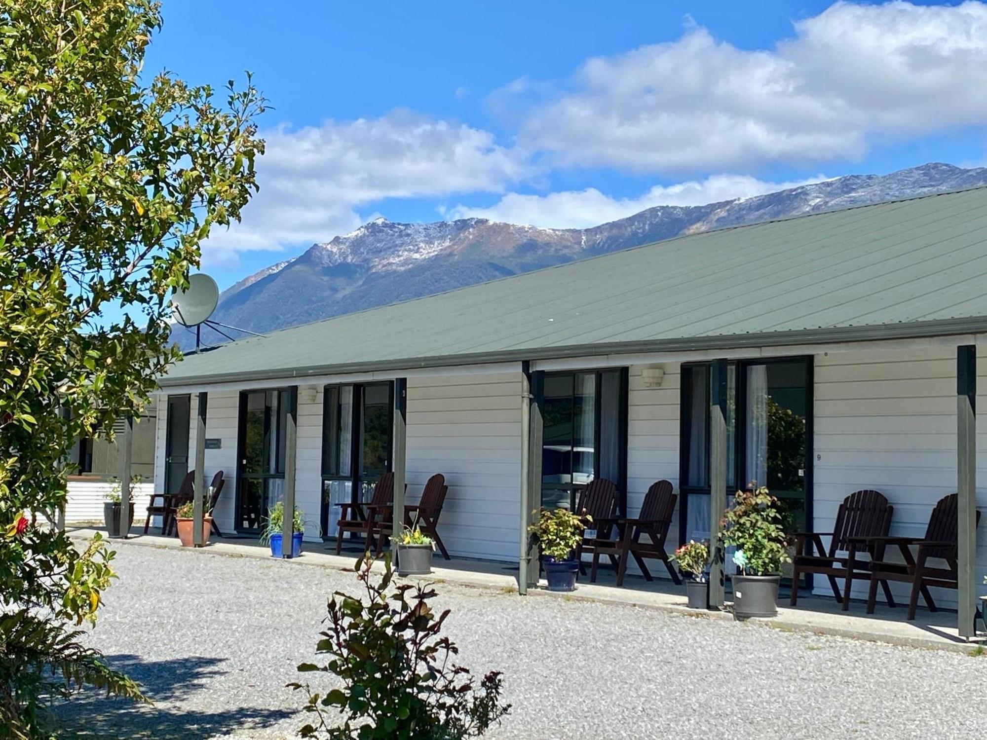 Heritage Park Lodge Haast Exterior foto