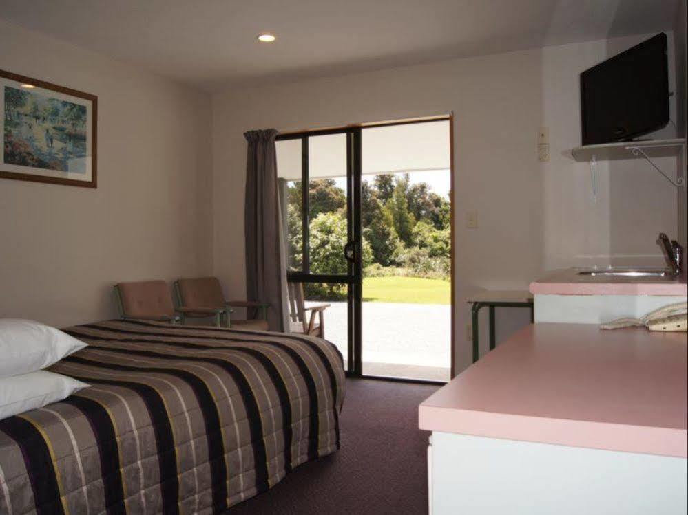 Heritage Park Lodge Haast Exterior foto